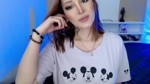 Snapshot of brinnababe_01 chatting on March 4, 2:27 am brinna online show from March 4, 2:27 am