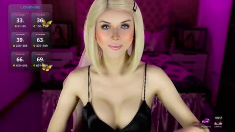 brionatop online show from November 19, 9:48 pm