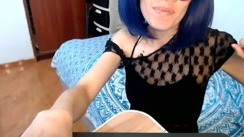 Snapshot of brisama chatting on July 18, 12:04 am brisama online show from July 18, 12:04 am