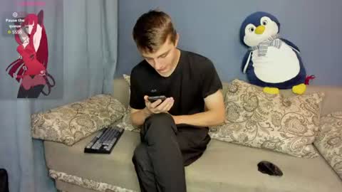 Snapshot of bristlebback chatting on July 13, 2:20 pm bristlebback online show from July 13, 2:20 pm