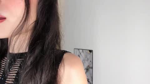 Snapshot of britany__lenox chatting on September 19, 2:46 am britany lenox online show from September 19, 2:46 am