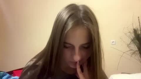 Snapshot of britanysuther chatting on July 13, 5:27 pm Ciri online show from July 13, 5:27 pm