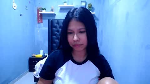 Snapshot of britanyx1 chatting on July 6, 3:03 pm britanyx1 online show from July 6, 3:03 pm