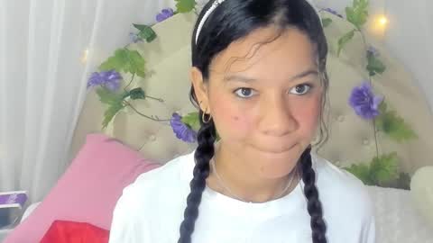 Brithany Rousee online show from December 21, 12:38 pm