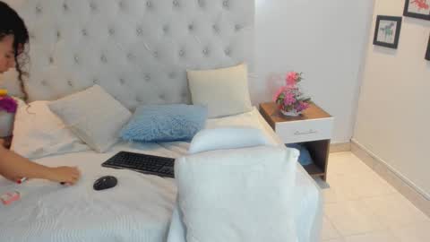 Brithany Rousee online show from October 1, 7:20 pm