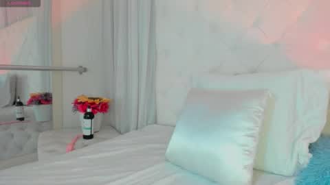 Brithany Rousee online show from December 15, 3:05 pm