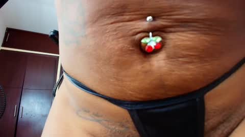 Snapshot of brithanybrown98 chatting on September 15, 12:49 pm lula online show from September 15, 12:49 pm