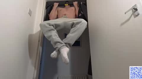 Snapshot of britishpoet chatting on February 12, 12:44 pm Callum online show from February 12, 12:44 pm