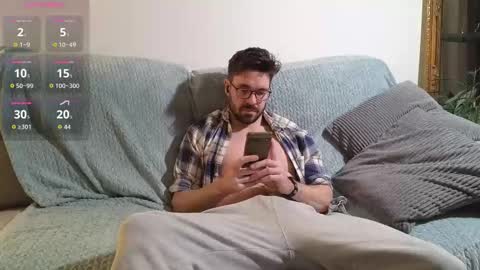 Snapshot of britishpoet chatting on November 16, 8:58 pm Callum online show from November 16, 8:58 pm