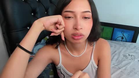 Snapshot of britney_rose13 chatting on February 22, 3:51 am britney rose online show from February 22, 3:51 am
