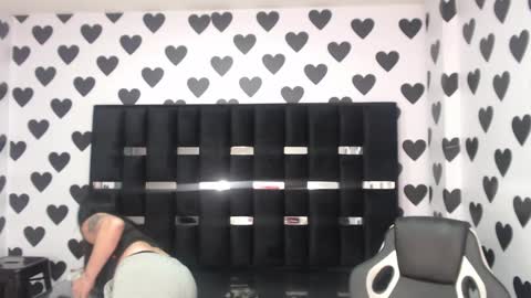 Britney  online show from January 8, 9:53 am