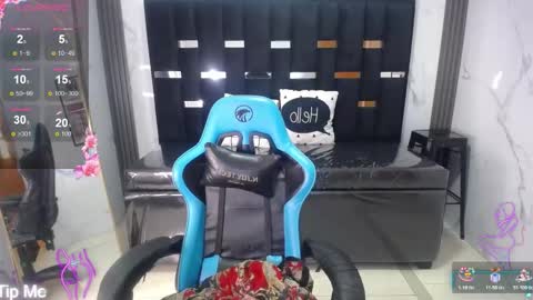 Britney  online show from November 13, 2:10 am