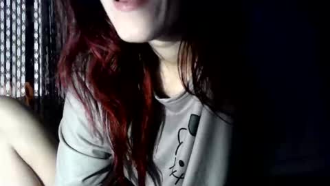 Snapshot of britneyamy chatting on February 12, 9:54 pm Britney online show from February 12, 9:54 pm