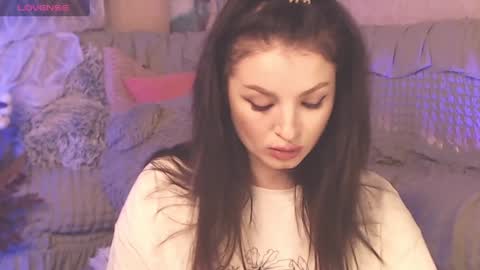 Snapshot of britneybarker chatting on December 20, 5:47 am britneybarker online show from December 20, 5:47 am