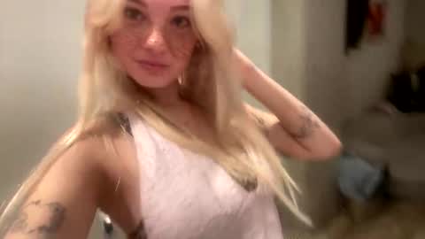 britneycherry08 online show from May 31, 4:20 am