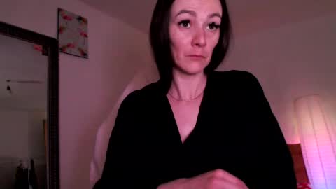 Britney online show from April 5, 7:38 am