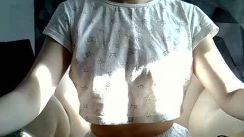 Snapshot of britneykittens chatting on February 25, 4:24 am BritneyKittens online show from February 25, 4:24 am