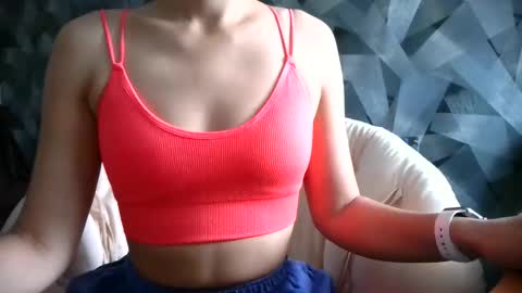 Snapshot of britneykittens chatting on October 6, 6:22 am BritneyKittens online show from October 6, 6:22 am