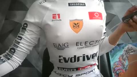 Snapshot of britneykittens chatting on November 6, 8:26 am BritneyKittens online show from November 6, 8:26 am