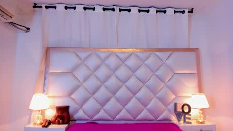 Snapshot of brittany069 chatting on October 19, 2:56 am Brittany online show from October 19, 2:56 am