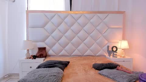 Snapshot of brittany069 chatting on December 18, 5:52 pm Brittany online show from December 18, 5:52 pm