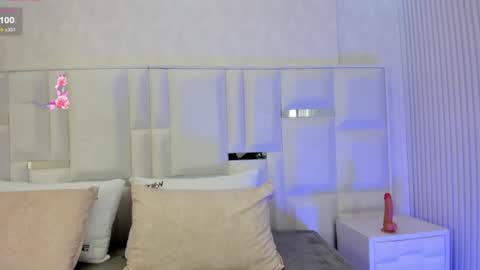 Snapshot of brittany_muse chatting on June 13, 12:36 pm brittany_muse online show from June 13, 12:36 pm