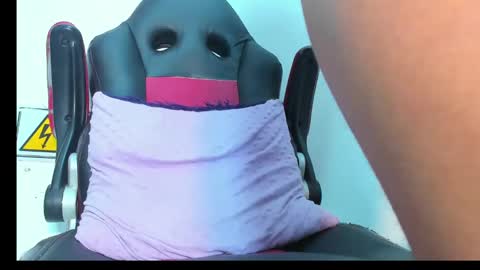 BRIYIT     online show from February 5, 8:54 am