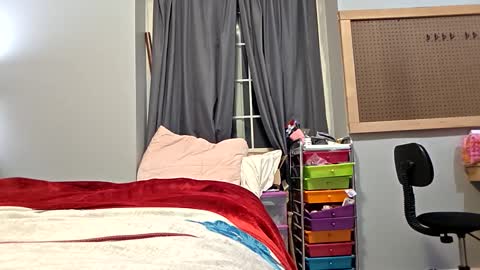 brkenprincess81 online show from October 31, 5:52 am