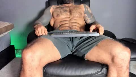 brockhurn_ online show from November 24, 12:54 am