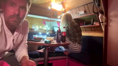 Brock n Jess online show from February 21, 7:20 am