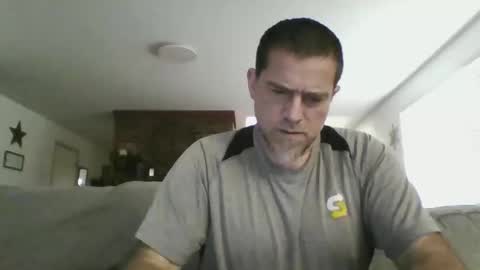 Snapshot of brogansdiet1 chatting on January 12, 4:23 pm brogansdiet1 online show from January 12, 4:23 pm