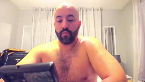 Brokenmike online show from May 8, 5:13 am