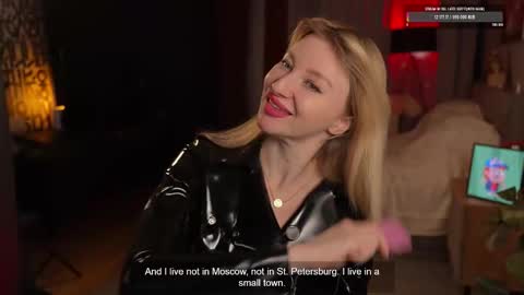 Snapshot of bronnica chatting on January 8, 4:20 pm Anna online show from January 8, 4:20 pm