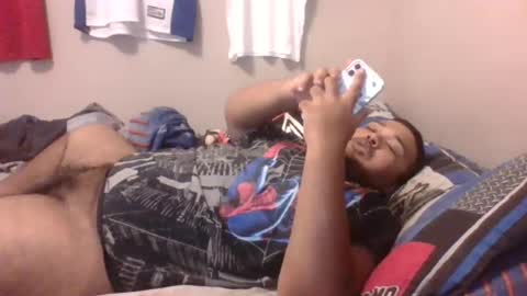 Snapshot of bronxforlife chatting on December 11, 8:07 pm bronxforlife online show from December 11, 8:07 pm