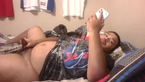 Snapshot of bronxforlife chatting on December 19, 3:51 am bronxforlife online show from December 19, 3:51 am