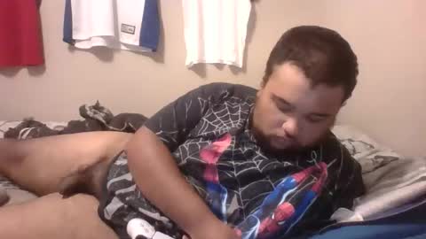 Snapshot of bronxforlife chatting on December 22, 1:45 am bronxforlife online show from December 22, 1:45 am