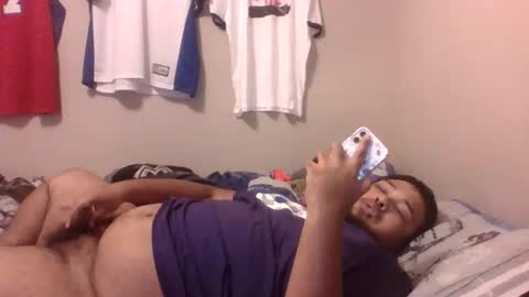 Snapshot of bronxforlife chatting on January 15, 2:17 am bronxforlife online show from January 15, 2:17 am