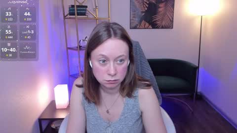 Lady Brooke online show from April 8, 9:04 pm