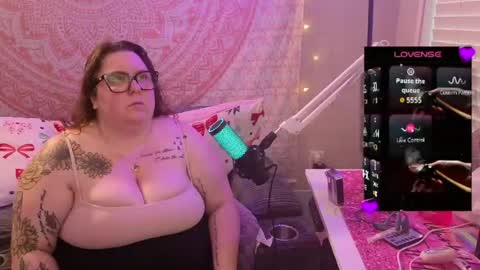 Madam Brooke online show from May 11, 8:50 pm