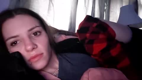 brooklyn_raye online show from April 28, 7:19 pm