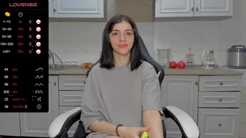 Snapshot of broosnica1 chatting on December 19, 7:18 am broosnica1 online show from December 19, 7:18 am
