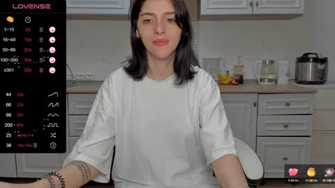Snapshot of broosnica1 chatting on December 21, 10:28 am broosnica1 online show from December 21, 10:28 am