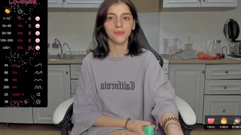 Snapshot of broosnica1 chatting on December 30, 8:15 pm broosnica1 online show from December 30, 8:15 pm