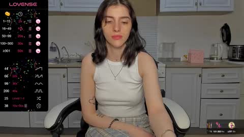 Snapshot of broosnica1 chatting on February 13, 1:59 pm broosnica1 online show from February 13, 1:59 pm