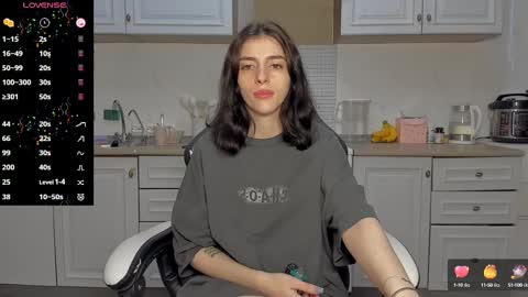 Snapshot of broosnica1 chatting on February 27, 8:39 am broosnica1 online show from February 27, 8:39 am
