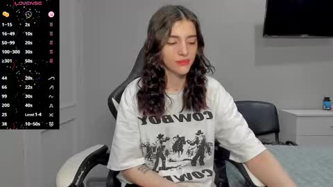 Snapshot of broosnica1 chatting on November 2, 7:44 am broosnica1 online show from November 2, 7:44 am