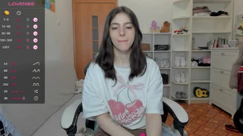 broosnica1 online show from April 8, 7:30 am