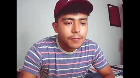 Snapshot of brown1996_ chatting on December 30, 8:04 pm brown1996_ online show from December 30, 8:04 pm