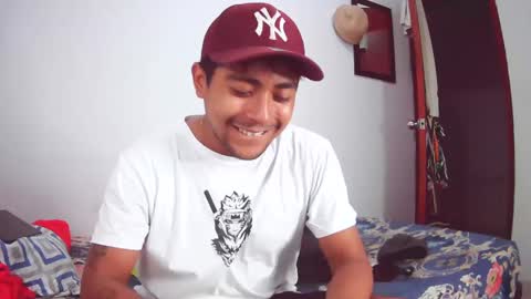 Snapshot of brown1996_ chatting on February 5, 3:13 am brown1996_ online show from February 5, 3:13 am