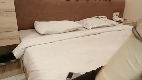 Snapshot of brown_chocolatecouple chatting on December 20, 8:21 am Chocolate couple online show from December 20, 8:21 am